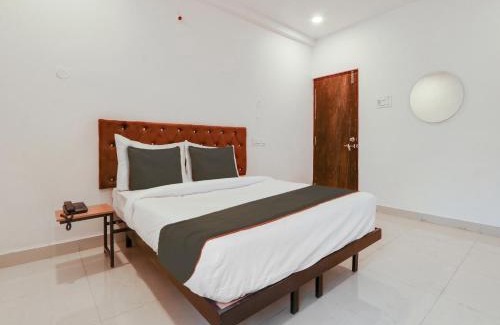 LB Nagar Hotel | Budget-Friendly Stay at Super Collection O White Ridge Kamineni
