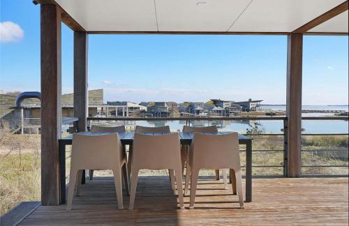 Ouddorp Villa | Family-Friendly Villa Deluxe for 6 - Villa 27 Awaits