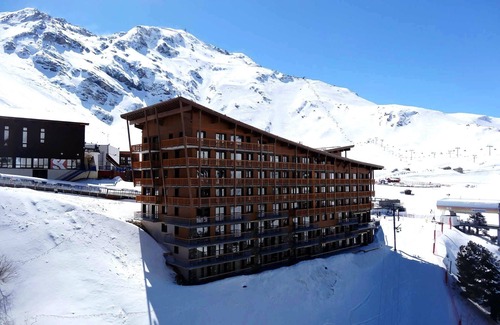 Arc-2000 Condo | Prime Location! Cozy Apartment Beside the Slopes