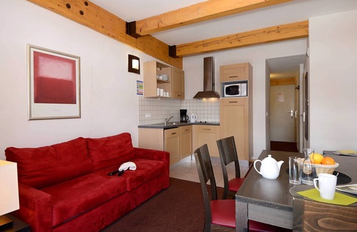 Plagne Centre Condo | Prime Location! Ski-in/Ski-out Apartment with Spa Access