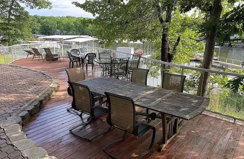 Lake Ozark House | Waterfront Family Home with Private Dock and Lake Views