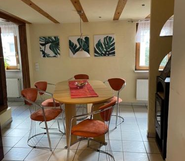Owen Apartment | Spacious Vacation Apartment for Families and Pets