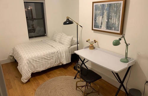 Bushwick Apartment | Stylish Brooklyn Flat with Kitchen Near L Train