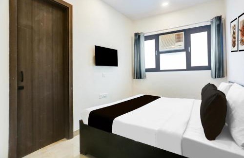 Janakpuri Hotel | Super Hotel O A K Residency