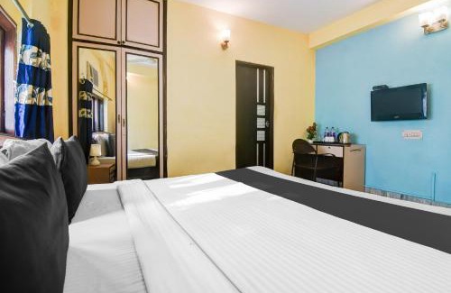 Alipur Hotel | Pet-Friendly Kalighat: Family Retreat with Restaurant Amenities