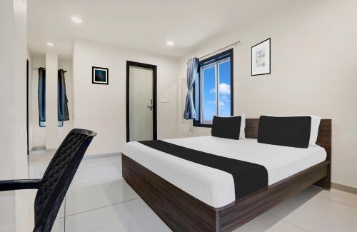 Kakinada Hotel | Cozy OYO Coastal Inn: Pet Friendly & Near JNTU College