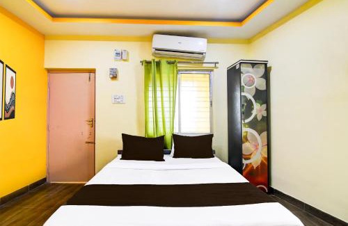 Mukundapur Hotel | Welcoming OYO Laxmi Guest House in Daspara