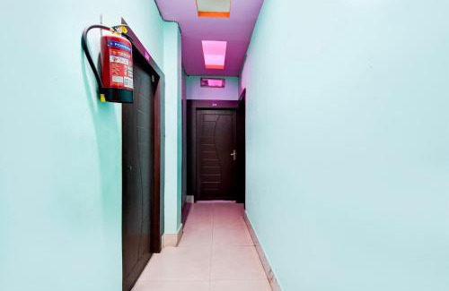 Barasat Hotel | Budget-Friendly OYO Dreams Inn with Family and Pet Amenities