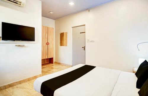 Manjidana Colony Hotel | Budget-Friendly Stay at Collection O Hotel Orient Crown