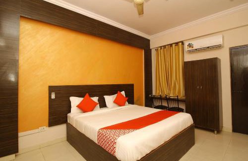 Hyderabad Hotel | Budget-Friendly Nav Bharath Residency Near Koti Center