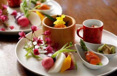 Minakami Hotel | Unwind at Super Hydrogen Rich Spa Yado Kanzan - Rated 9.7!