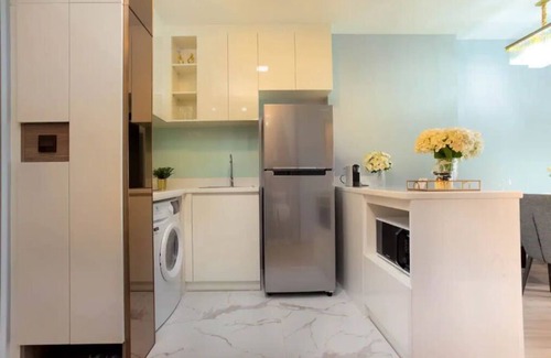 Chang Khlan Condo | Elegant 2Bed/1Bath Retreat with Rooftop Pool & Coworking