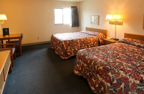 Granite Falls Hotel | Comfortable Stay at Super Motel Granite Falls with Breakfast