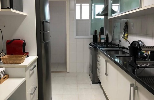 Catu de Abrantes House | Beautiful Retreat in Busca Vida, Steps from the Beach!