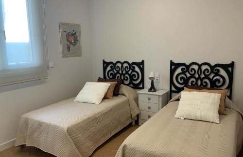 Noja Apartment | Beautiful Oceanfront Apartment with Pet-Friendly Amenities