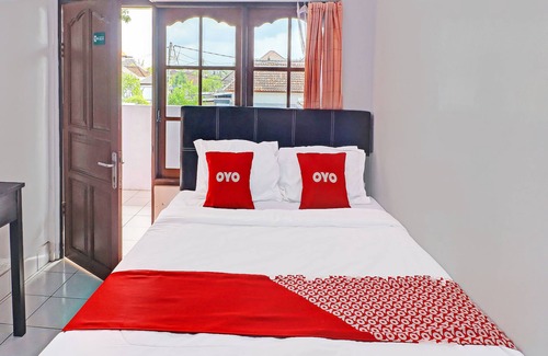 Buduk Hotel | Budget-Friendly Stay at SUPER OYO 1356 Gusti Residence
