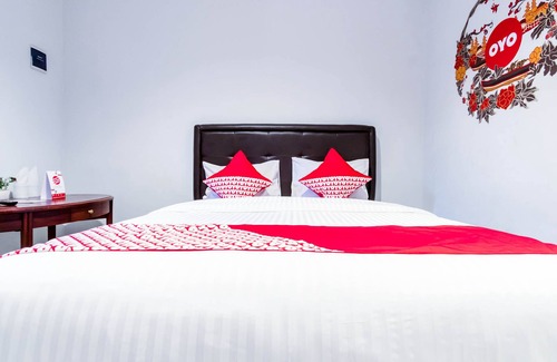 Medan Hotel | Budget-Friendly Stay at Super OYO 283 Helvetia Residence