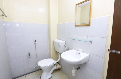 Bandar Kota Bharu Hotel | Budget-Friendly Stay at Super OYO 89651 Harmoni Hotel