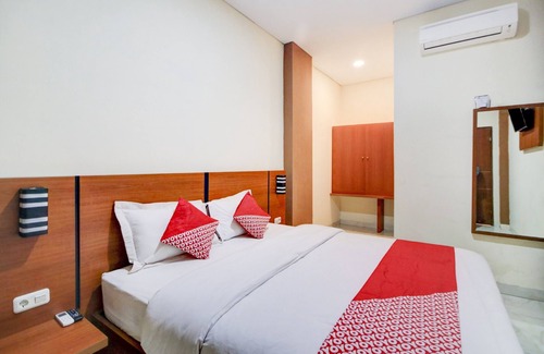 Medan Hotel | Family-Friendly Stay at Super OYO 90341 Sean's Residence