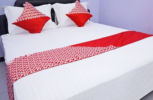 Tulungagung Hotel | Budget-Friendly Stay at OYO 92965 Trisna Patihan Resort