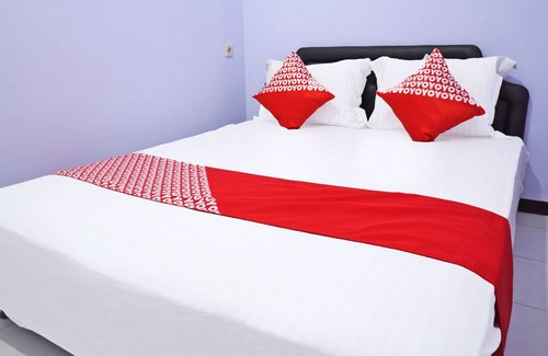 Tulungagung Hotel | Budget-Friendly Stay at OYO 92965 Trisna Patihan Resort