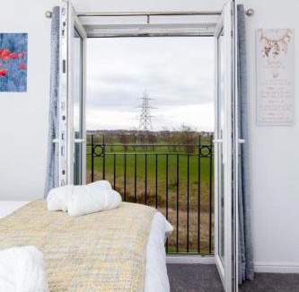 Duloch Apartment | Stylish 2 Bed Executive Apartment in Dunfermline