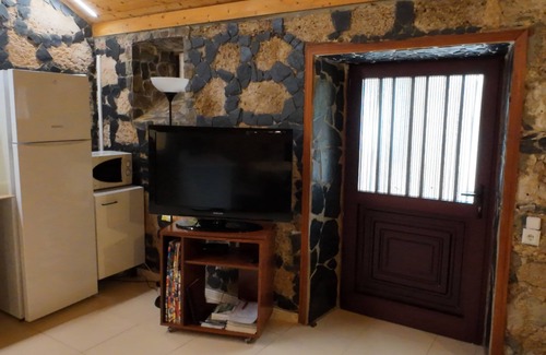 Granadilla de Abona House | Tranquil Finca with Ocean View and Top-Rated Amenities
