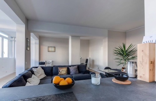 Rimini House | Oceanfront Penthouse with Pool & Spa - Guest Rated 8/10