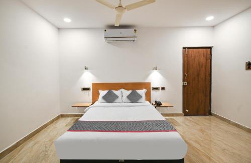 Champapet Hotel | Discover Townhouse De Alphabet Karmanghat: Family-Friendly Stay