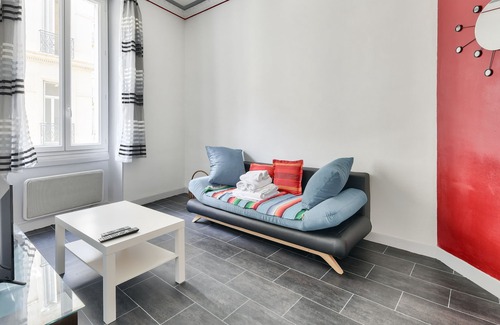 1st Arrondissement Apartment | Exceptional 1 Bedroom Flat in Longchamp Palace Area