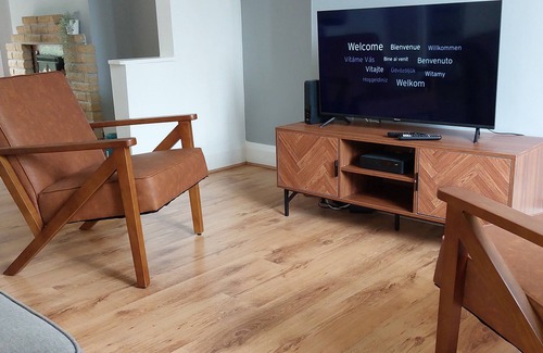 Wolverhampton House | Family-Friendly 3-Bed House in Wolverhampton Awaits You