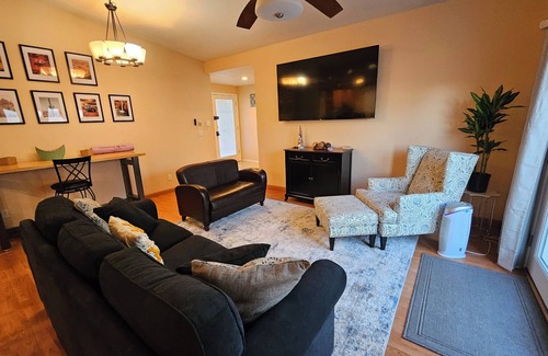 Sunrise Manor House | Superb 4-bedroom house in Las Vegas with AC, WiFi