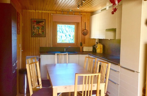 Laveissiere Apartment | Spacious 6-Person Apartment with Balcony Overlooking Meadow