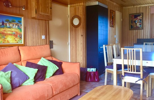 Laveissiere Apartment | Spacious 6-Person Apartment with Balcony Overlooking Meadow