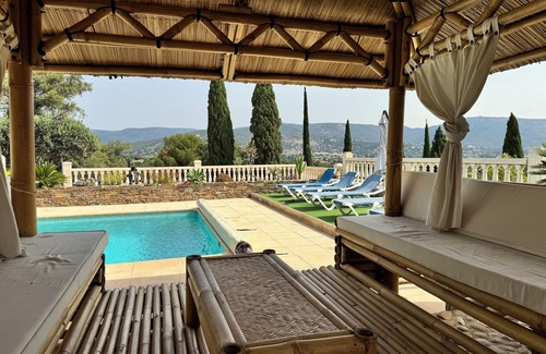 Bormes-Les-Mimosas Apartment | Idyllic Gîte with Pool, Just Minutes from Stunning Beaches
