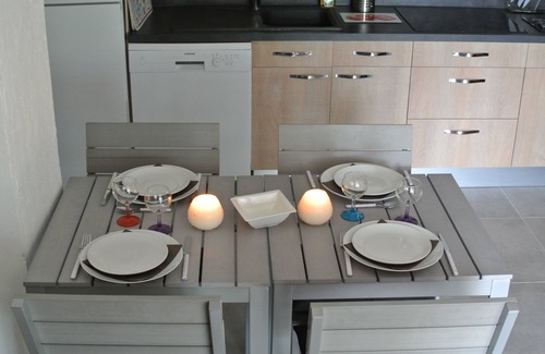 Vidauban House | Stunning Villa with Ocean View, Pool & Hot Tub - Rated 10/10