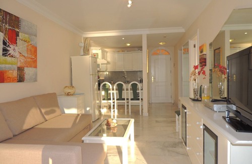 Los Gigantes Apartment | Idyllic Apartment with Cliff Sun Terrace and Ocean Views
