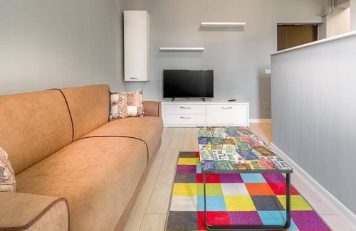 Chiajna Apartment | Stunning Apartment with Great Location and Views in Bucharest