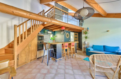 Hotel-de-Ville Apartment | Inviting Apartment T2 Le Panier Vieux-Port with Kitchen