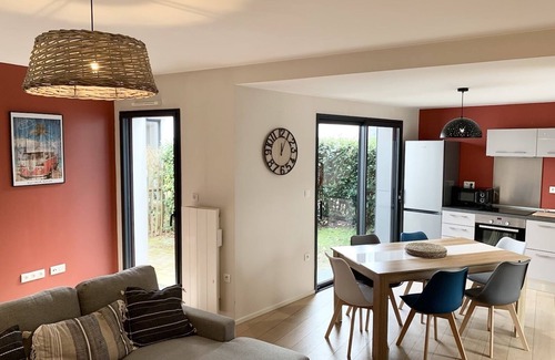 Aytre Apartment | Cozy Ground Floor Apartment with Ocean View and Garden