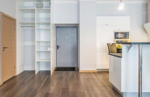 Avoti Apartment | Modern Apartment Centra: Family-Friendly Stay in Riga