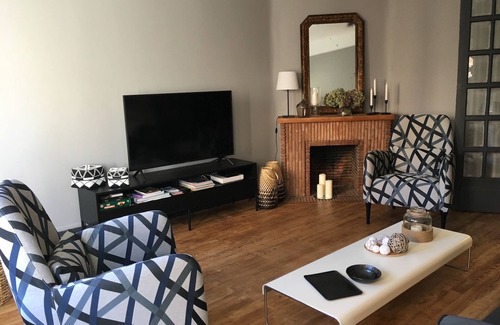 Biarritz City Centre Apartment | Exceptional T2 Retreat with Pool and Oceanfront Views in Biarritz
