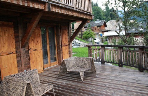 Morzine Ski Chalet | Exceptional Family Chalet in Morzine, Steps from Center