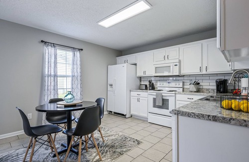 Cartersville House | Ideal Hotel for Business Travelers Near Cartersville