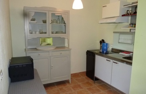 Le Barroux Apartment | Idyllic Gite in Provence with Pool & Child-Friendly Amenities