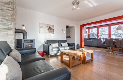 Brixen im Thale Apartment | Modern House Near Ski Lift with Pool & Breakfast - 9.8/10