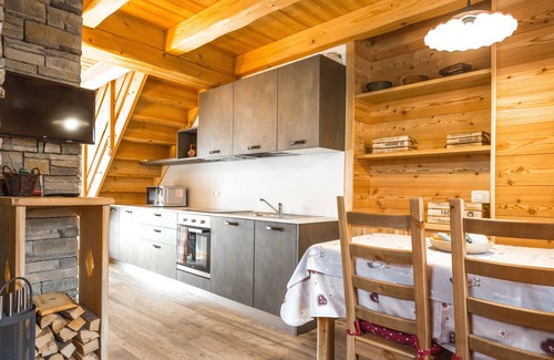Molina di Ledro Cabin | Nature Retreat: Pet-Friendly Hut with Lake Views in Val di Ledro