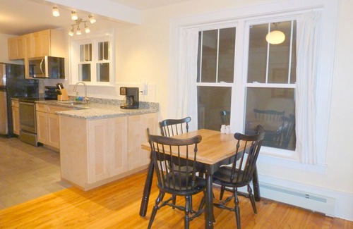 Burlington Apartment | Ideal Location for Exploring Downtown Burlington District