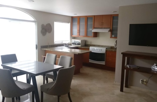 Financial District Apartment | Elegant Apartment in Providencia Near Hospital San Javier