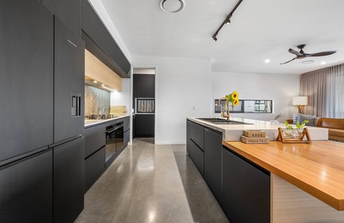 Banora Point House | Elegant Luxury Home with Pool & Spa in Prime Location